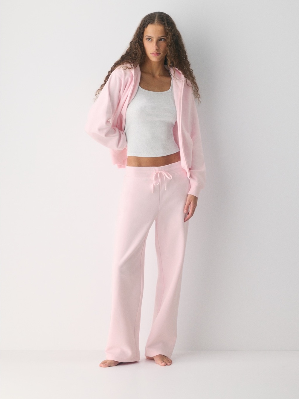 Aritzia Cozy Sweatfleece Perfect Banded Sweatpant